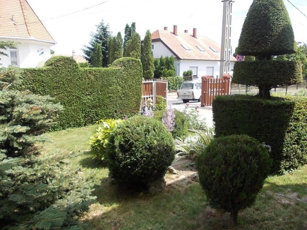 Judit Vendeghaz Heviz Exterior photo